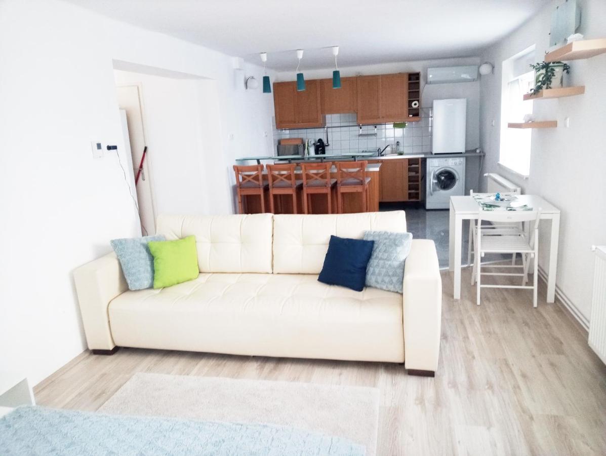פץ' Stardust Apartman מראה חיצוני תמונה