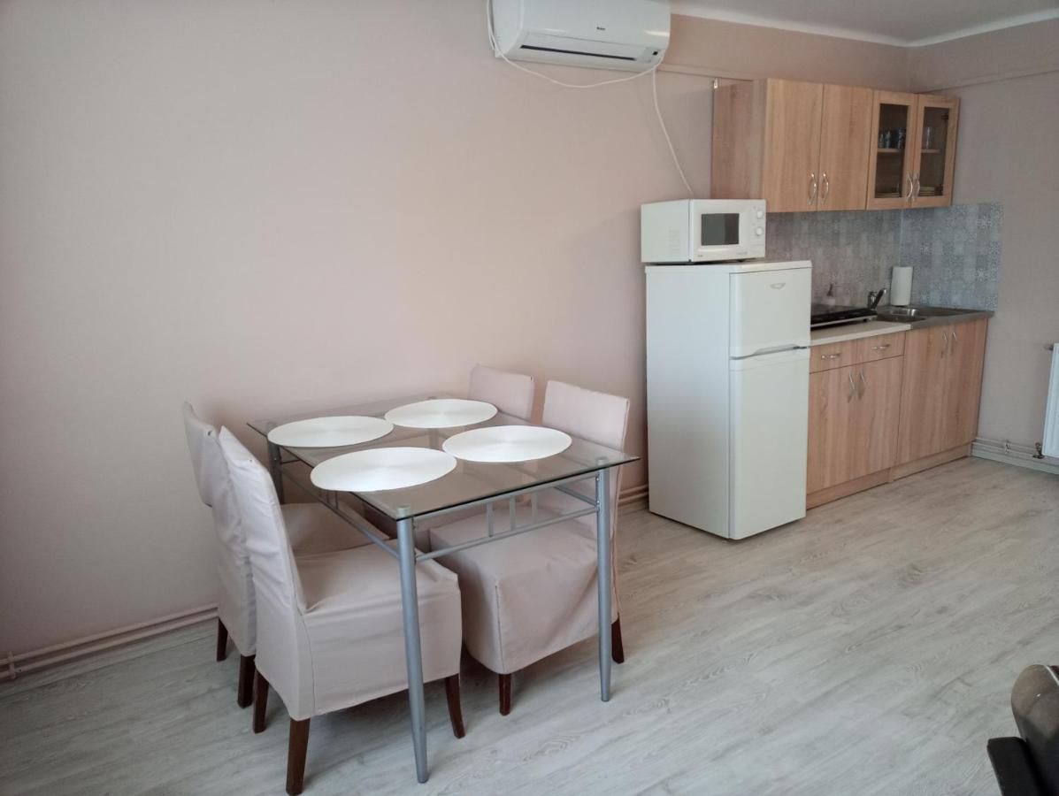 פץ' Stardust Apartman מראה חיצוני תמונה
