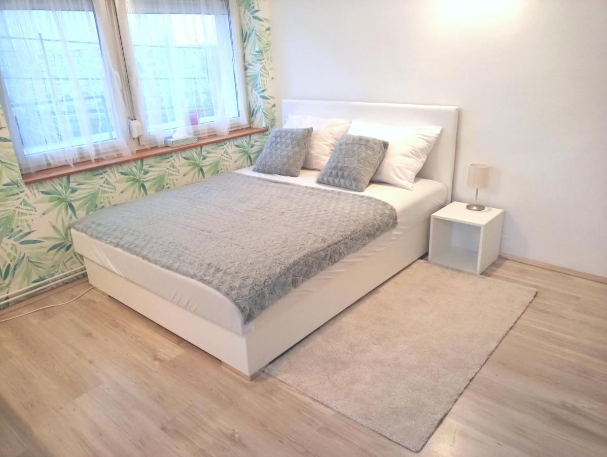 פץ' Stardust Apartman מראה חיצוני תמונה